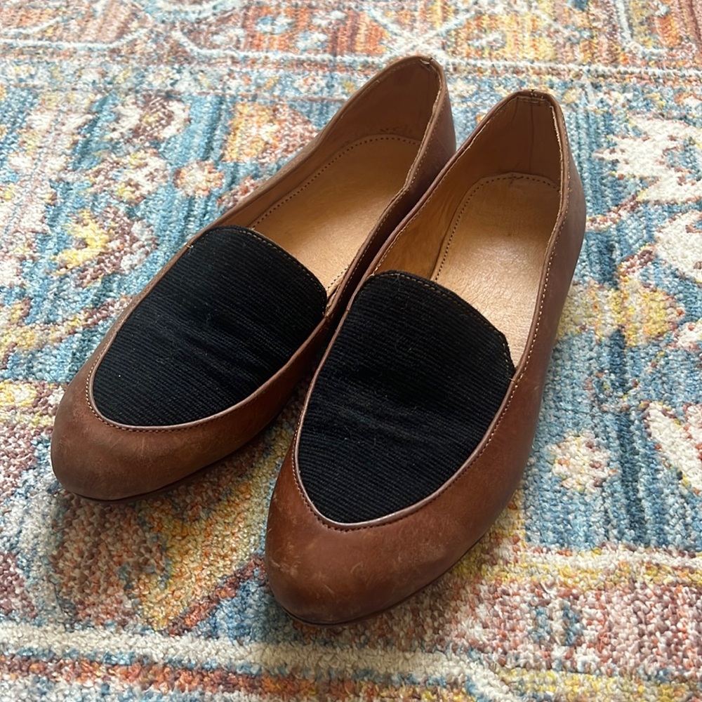 The Root Collective Leather Flats